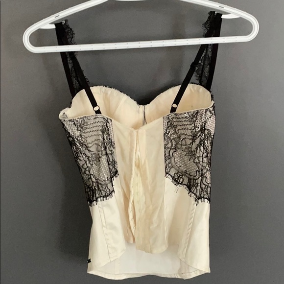 Guess bustier top - Picture 2 of 3